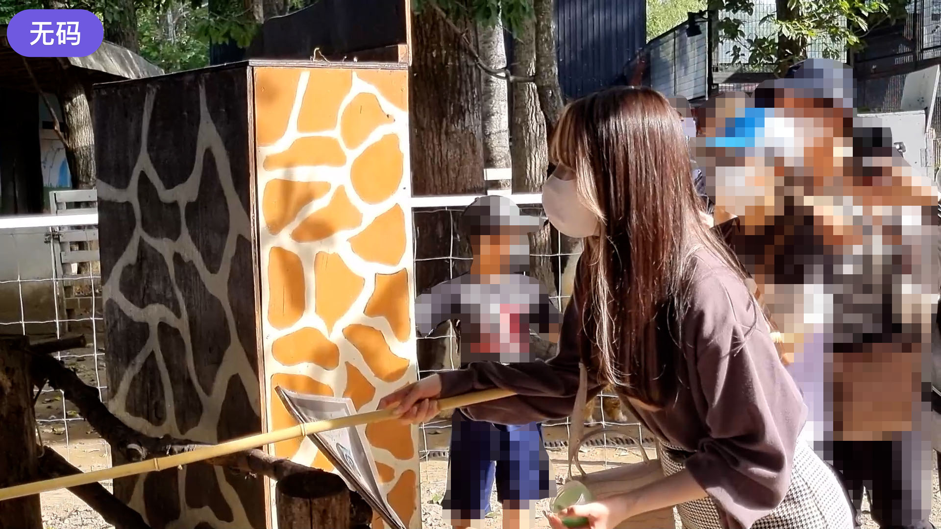 FC2-3152702 「ほんとにバレないよね…?」友達の某大手事務所18歳声優ちゃん。デビューが決まるも生活に困り苦渋の決断。。巨根に犯されイキまくる超敏感おま○こに大量中出し。